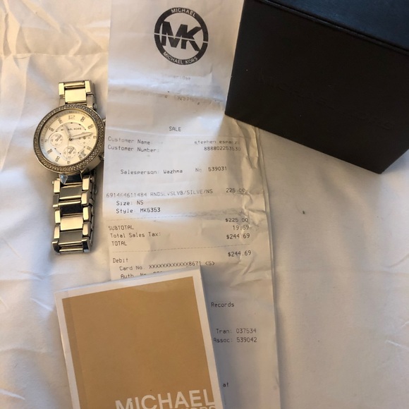 Michael kors watch - Picture 2 of 7